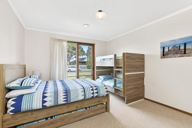 Holiday home Boston House Near Parks Shops And Beaches *